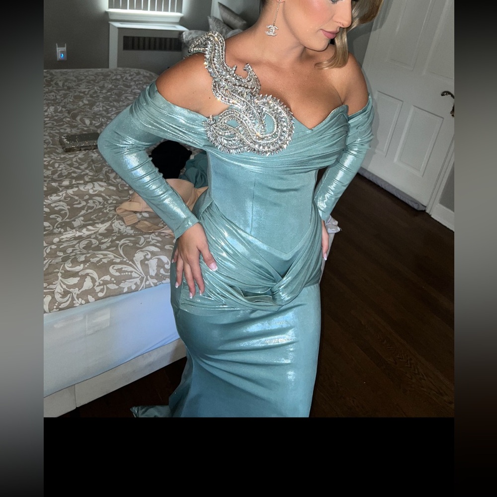 Elegant Off-Shoulder Metallic Dress